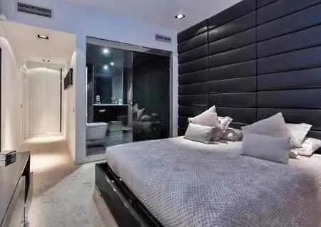 310 Puerto Banus Front Line Panoramic Sea View Apartment