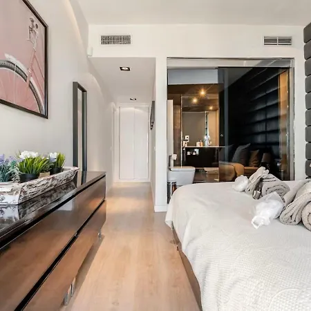 310 Puerto Banus Front Line Panoramic Sea View *
